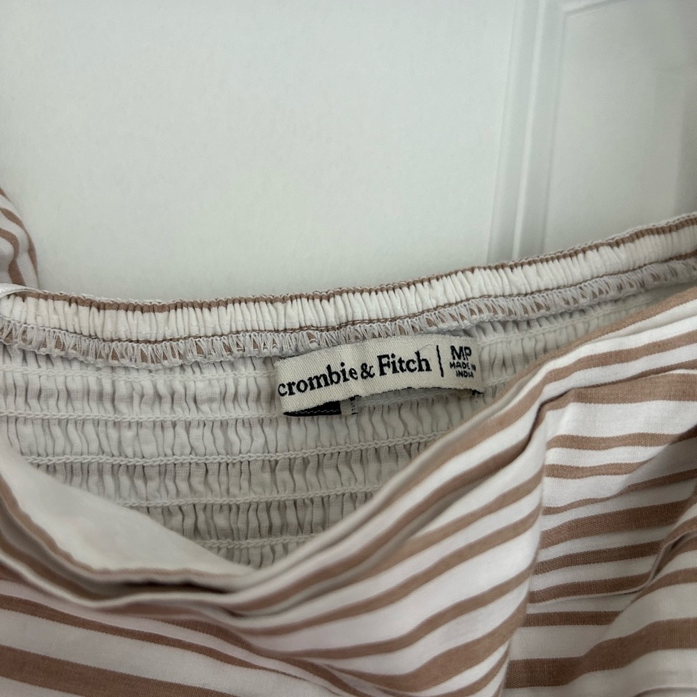 Abercrombie & Fitch Emerson Puff Sleeve Midi Dress - Picture 4 of 5